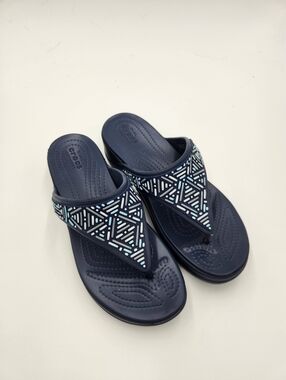 Crocs Monterey Beaded Wedge Sandals Navy Blue Women's Size 7 NWOT